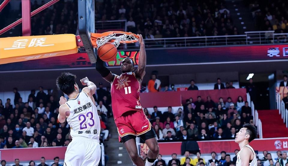 BA联赛中, 外援同场竞