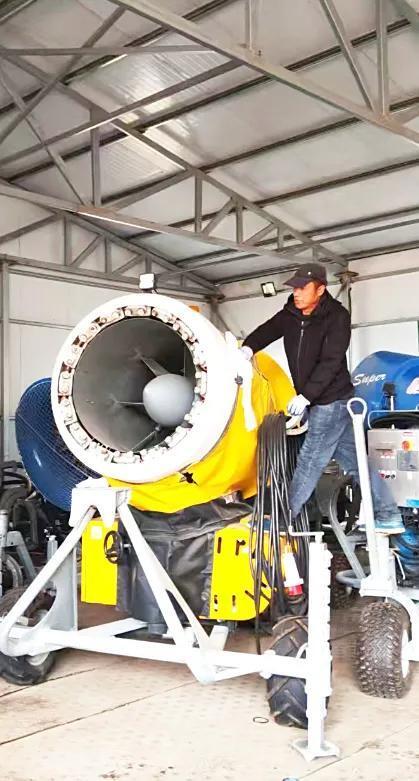 雪电音节等, 会效益与经, ZE